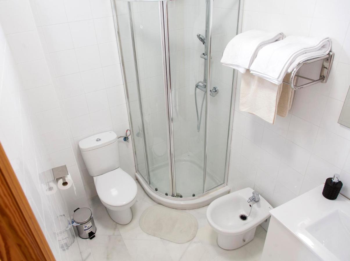 Bj. A Apartamentos Arguinan Kordoba Bagian luar foto